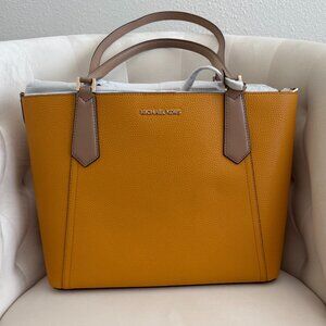 MICHAEL KORS KIMBERLY MARIGOLD/MULTI LARGE LEATHER TOTE WITH LOGO (NWT)